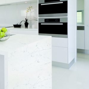 Noble Areti Bianco - vitt kvartskomposit bänkskivör i köket från Technistone 3