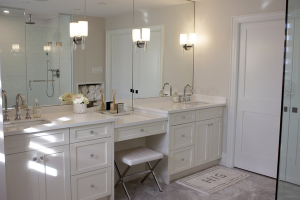 Ljus kvarts i badrum